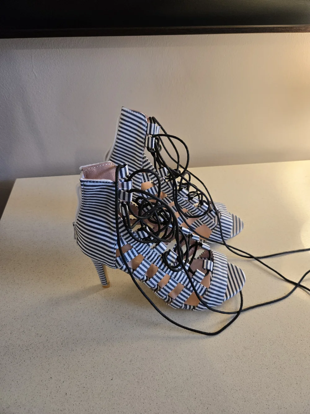 Striped Lace-Up Women’s Sandals in Black & White